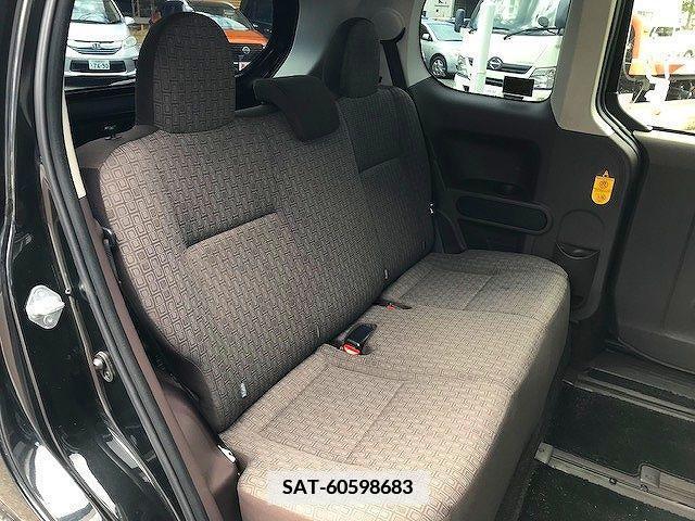 Toyota SPADE 2013-10 368728-9