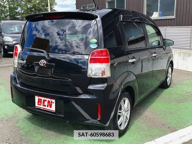 Toyota SPADE 2013-10 368728-2
