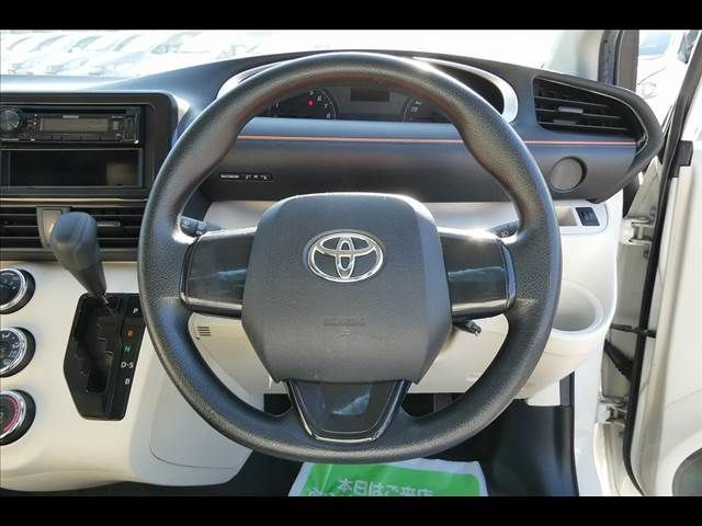 Toyota SIENTA 2018-05 21223-3