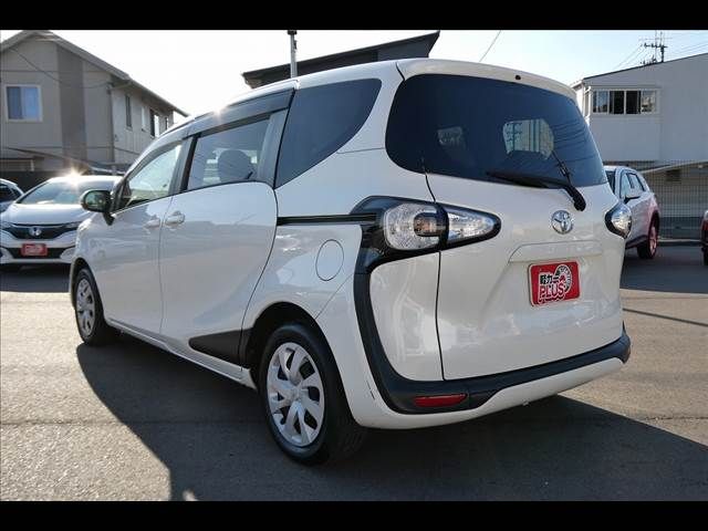 Toyota SIENTA 2018-05 21223-17