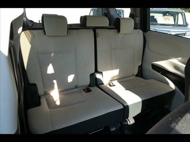 Toyota SIENTA 2018-05 21223-10