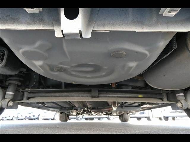 Toyota SIENTA 2018-05 21223-13
