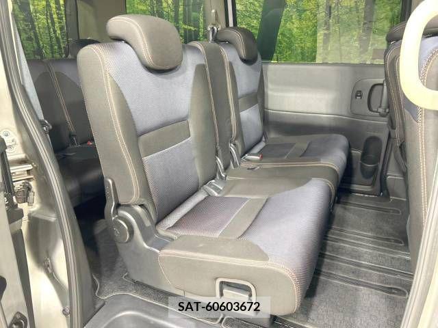 Nissan SERENA 2007-08 256858-11