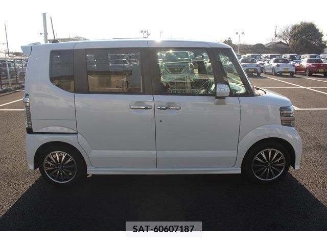 Honda N BOX CUSTOM 2016-01 223441-6