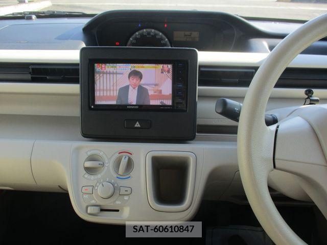 Toyota VOXY 2016-10 209192-6