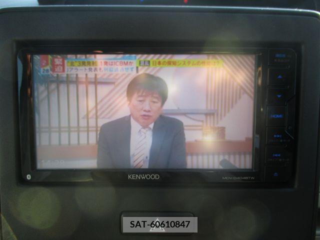 Toyota VOXY 2016-10 209192-5