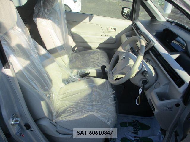 Toyota VOXY 2016-10 209192-8