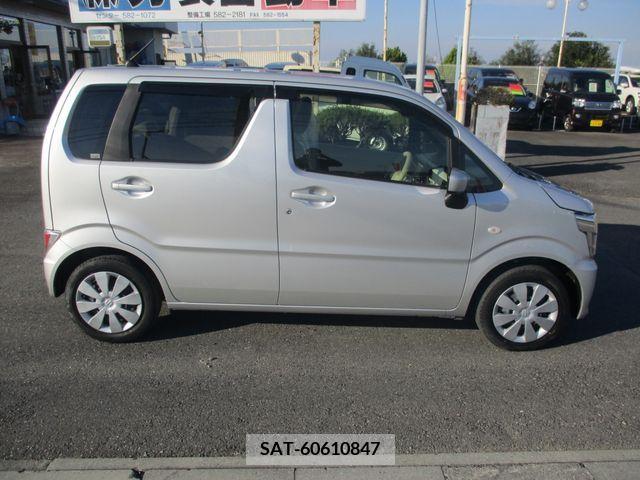 Toyota VOXY 2016-10 209192-13