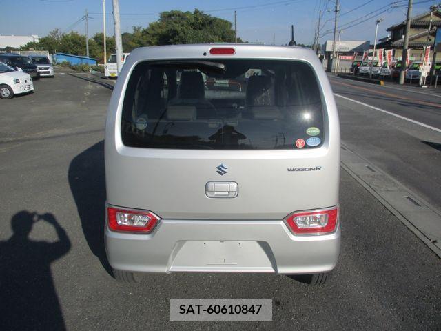 Toyota VOXY 2016-10 209192-15