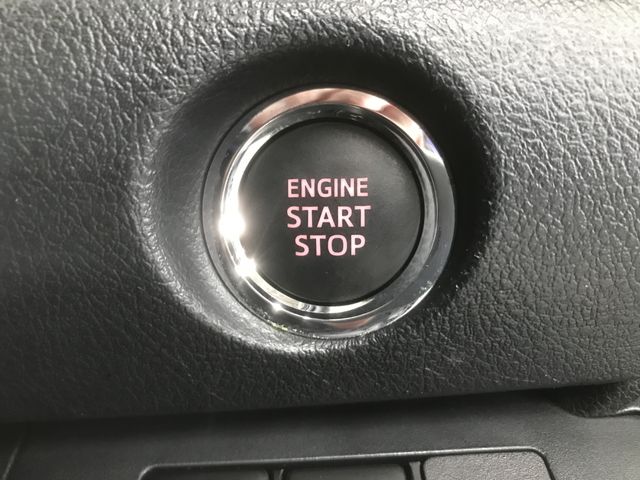 Toyota SIENTA 2017-11 192067-25