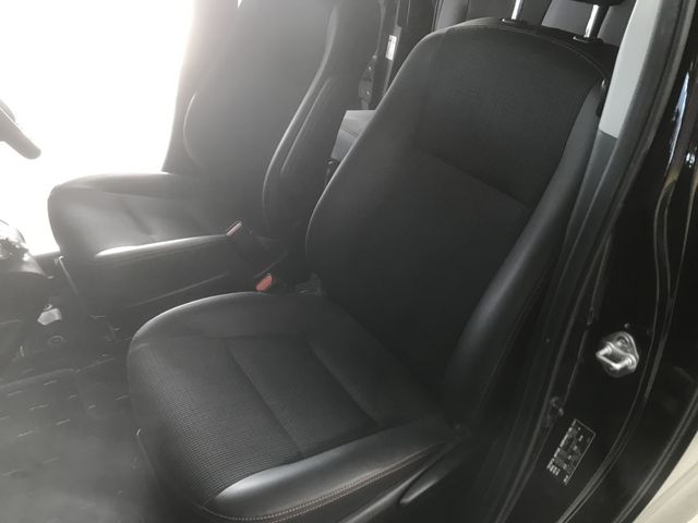 Toyota SIENTA 2017-11 192067-16