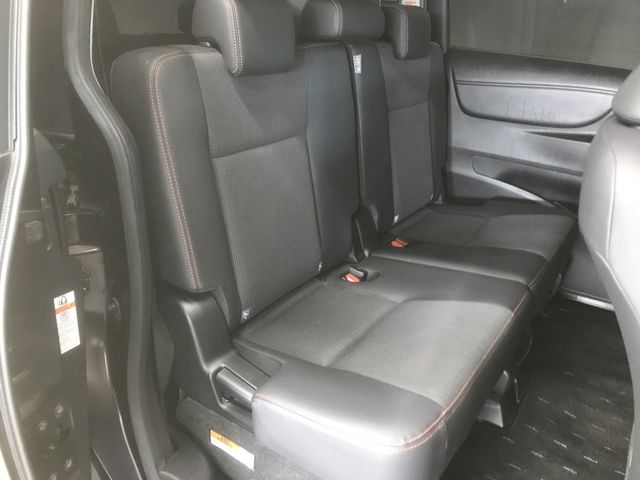 Toyota SIENTA 2017-11 192067-14