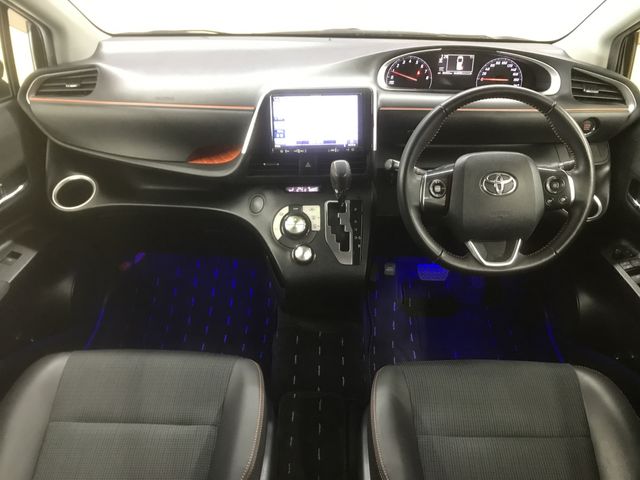 Toyota SIENTA 2017-11 192067-1