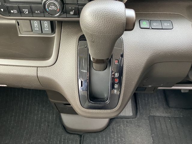 Honda N BOX 2021-07 7271-22