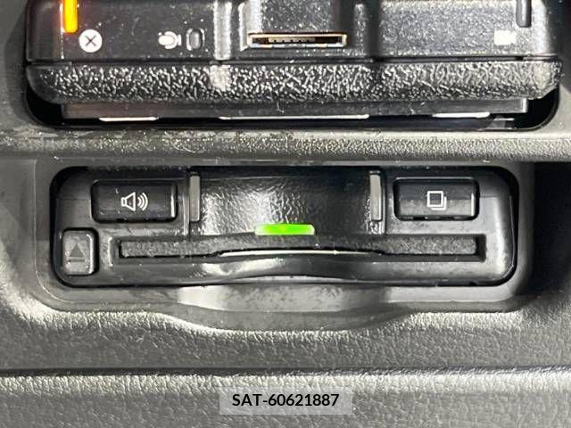 Mazda CX-30 2020-11 302083-7