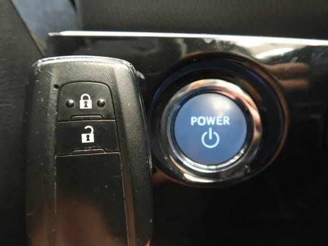 Toyota PRIUS 2017-05 192791-6