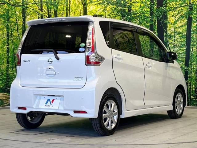 Nissan DAYZ 2018-08 10616-17
