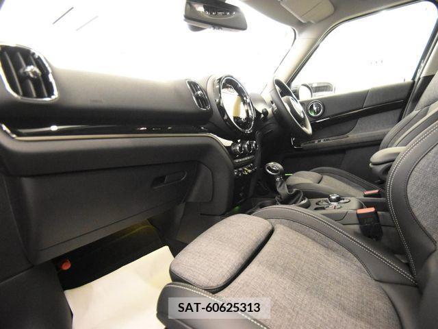 Bmw MINI 2023-02 277356-16