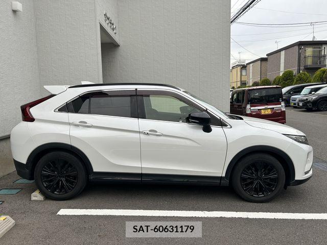Mitsubishi ECLIPSE CROSS 2018-07 268751-4