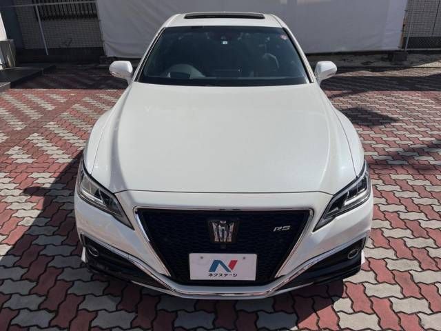 Toyota CROWN SEDAN 2018-06 11810-14