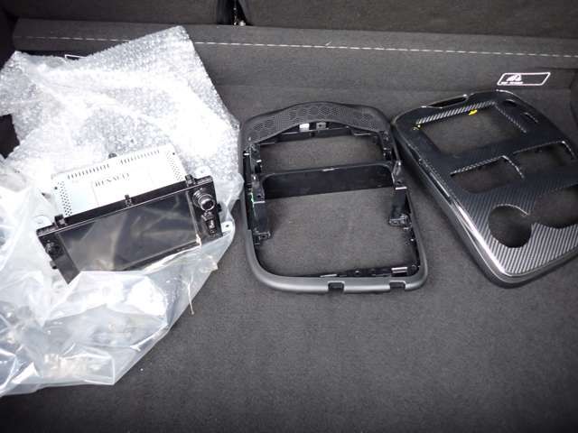 Renault LUTECIA 2013-12 917-10