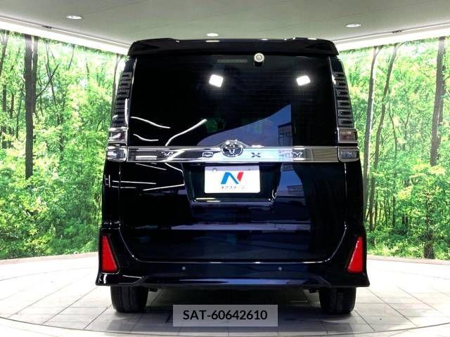 Toyota VOXY 2019-05 289024-15