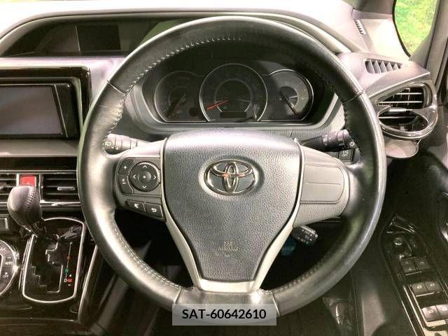 Toyota VOXY 2019-05 289024-12
