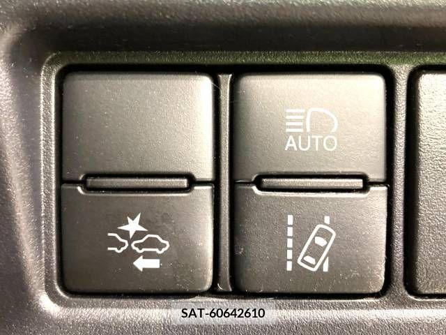 Toyota VOXY 2019-05 289024-5