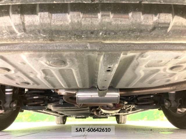 Toyota VOXY 2019-05 289024-19