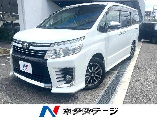 Toyota VOXY 2016-03 370489-0