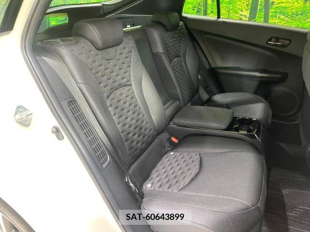 Toyota PRIUS PHV 2018-04 282528-8