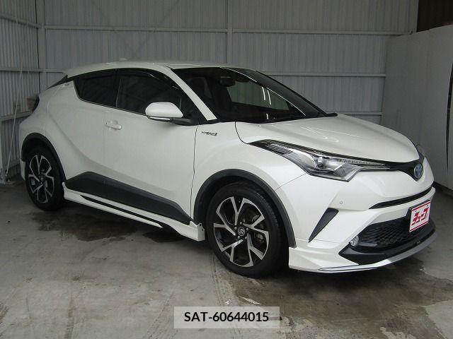 Toyota C-HR 2017-06 357803-6