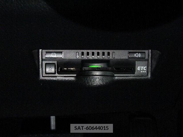 Toyota C-HR 2017-06 357803-17