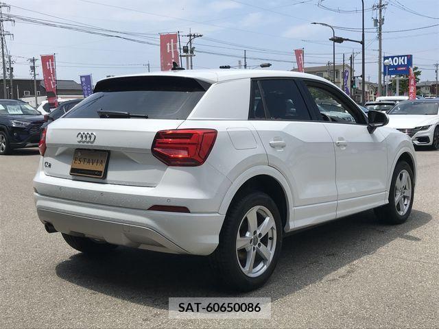 Audi Q2 2019-08 378913-2