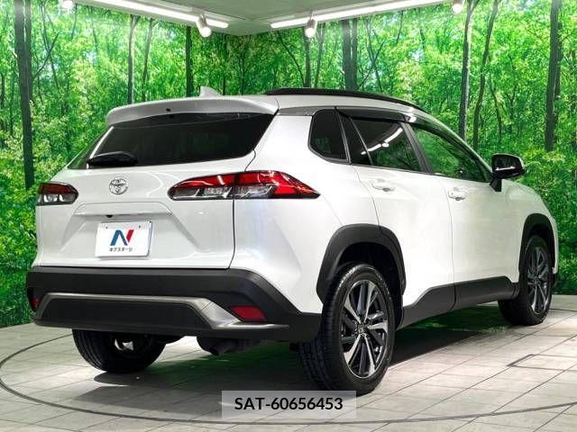 Toyota COROLLA CROSS 2022-03 332447-17