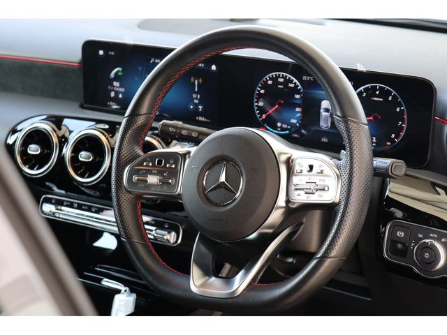 Mercedes Benz A-CLASS 2021-05 24588-8