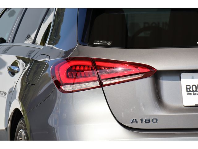 Mercedes Benz A-CLASS 2021-05 24588-6