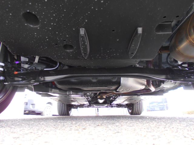 Toyota YARIS CROSS 2023-03 196090-28