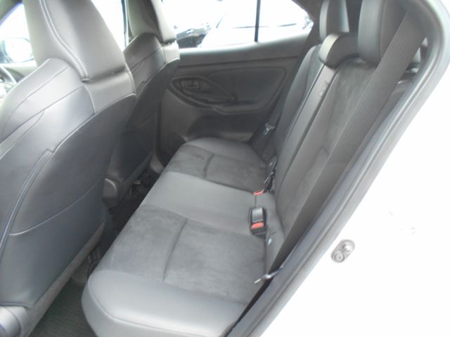Toyota YARIS CROSS 2023-03 196090-13