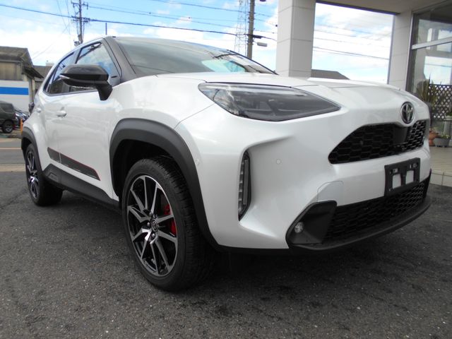 Toyota YARIS CROSS 2023-03 196090-5