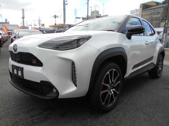 Toyota YARIS CROSS 2023-03 196090-4