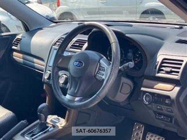 Subaru FORESTER 2013-10 390966-1
