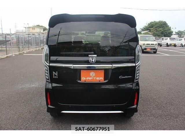 Honda N BOX 2021-08 333882-7