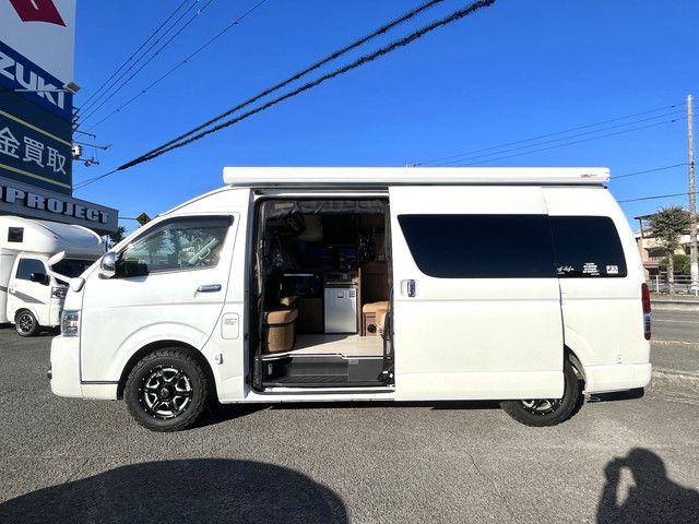 Toyota HIACE VAN 2020-07 18172-3