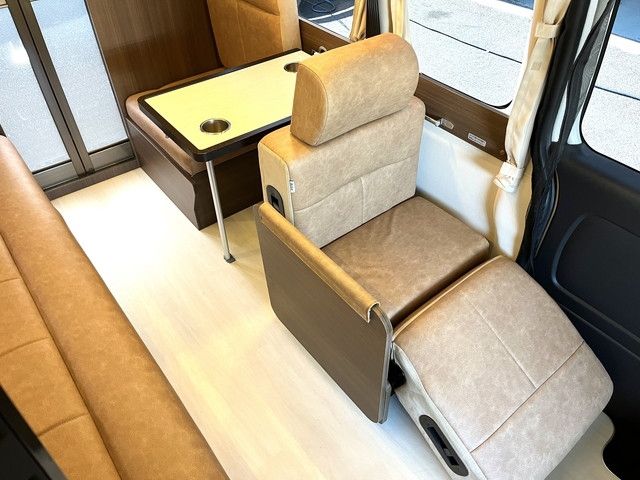 Toyota HIACE VAN 2020-07 18172-9