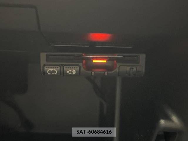Nissan JUKE 2016-09 379998-6