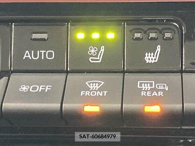Toyota PRIUS 2023-03 345719-6