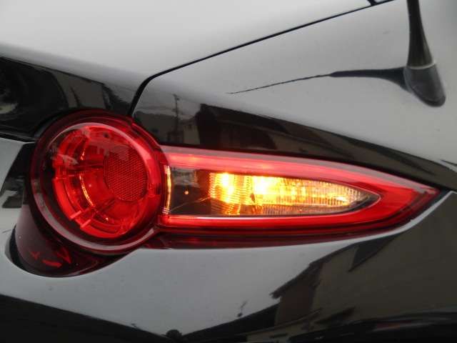 Mazda ROADSTER 2017-12 181401-6