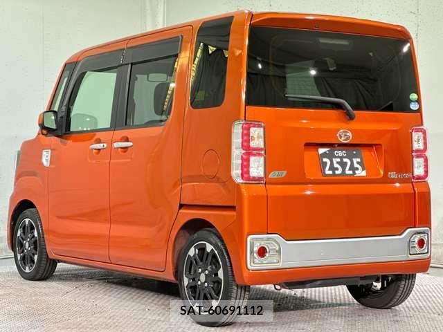 Daihatsu WAKE 2015-01 228765-10