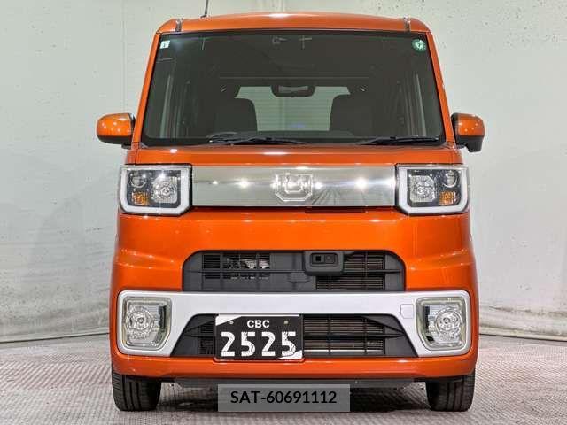 Daihatsu WAKE 2015-01 228765-6